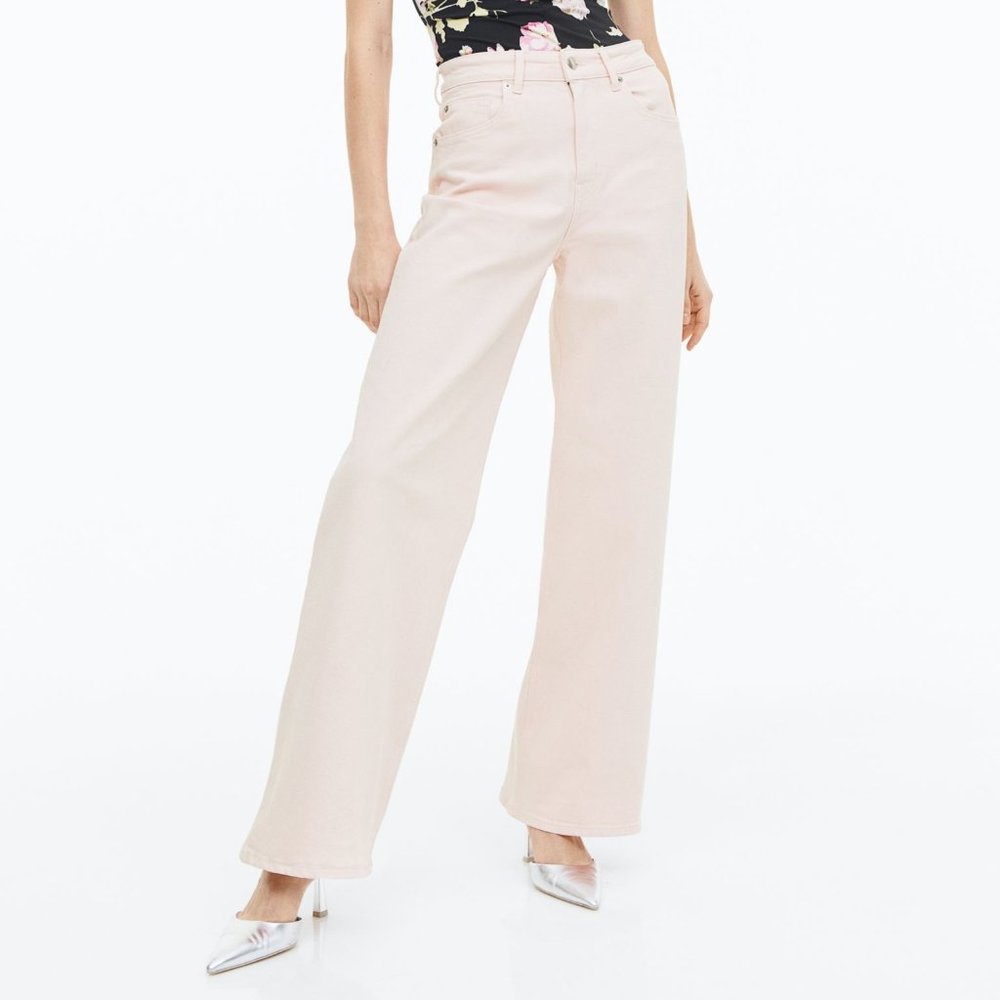 (NWT) H&M - light pink woman's wide high jeans